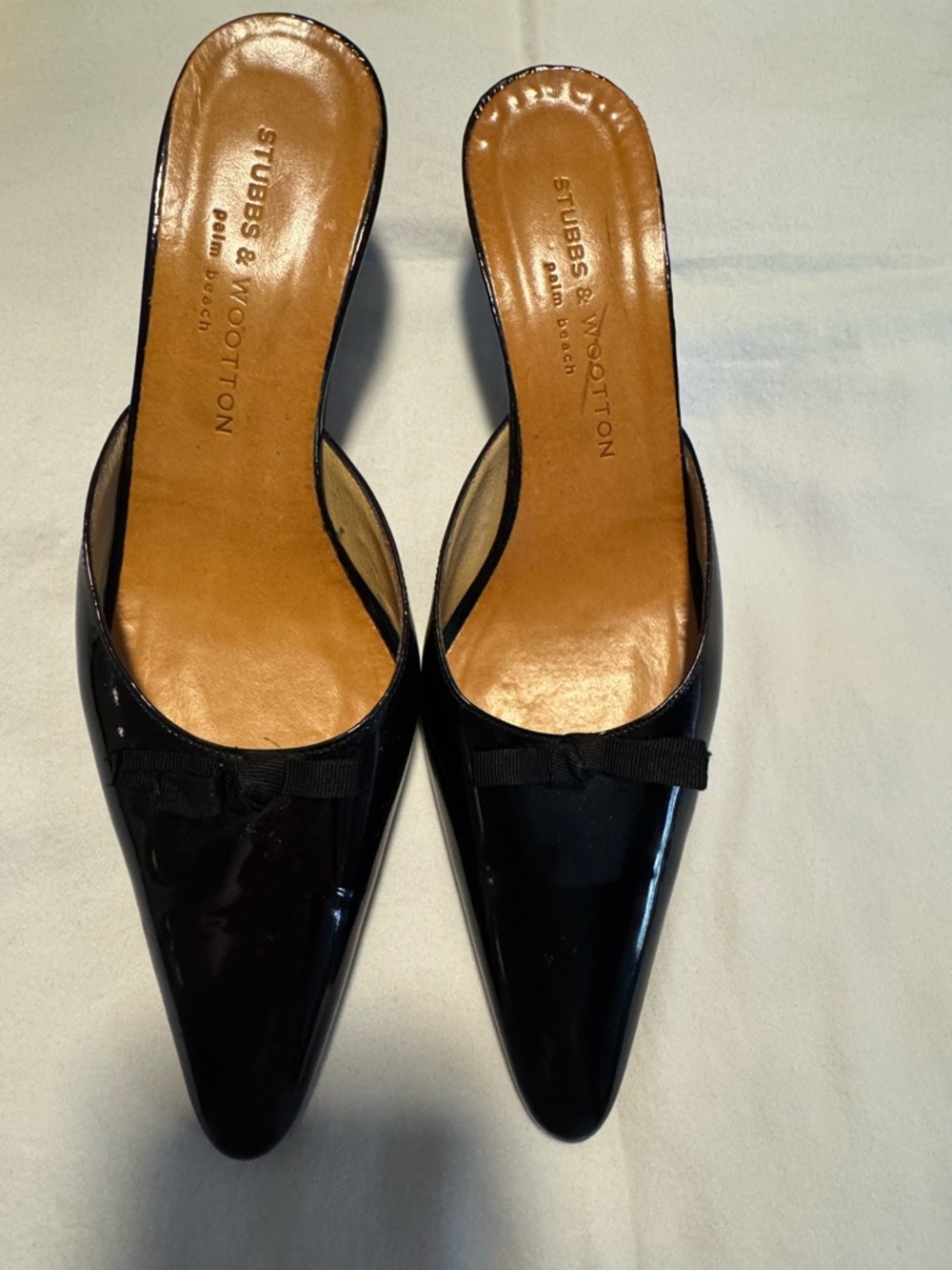 Stubbs & Wootton Black Patent Pointed-Toe Bow Mules